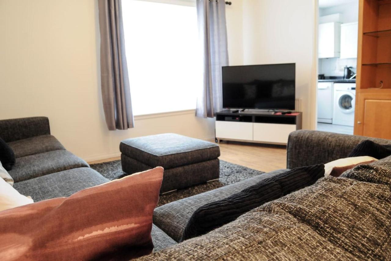 Peaceful And Quiet Apartment In A Bustling City Edinburgh Exterior photo
